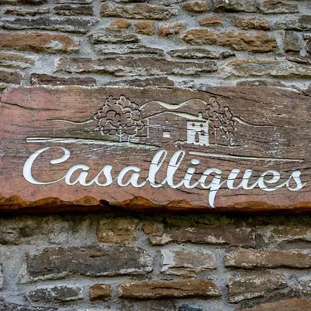 Holiday home Mas Casalliques Masoveria En El Termino De I Pruit *